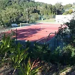 Climatise Avec Terrasse Et Apercu - Golf De St Tropez *