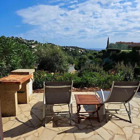 Climatise Avec Terrasse Et Apercu - Golfe De Saint-tropez شقة *