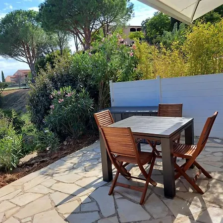 Climatise Avec Terrasse Et Apercu - Golfe De Saint-tropez * لي إيسامبر